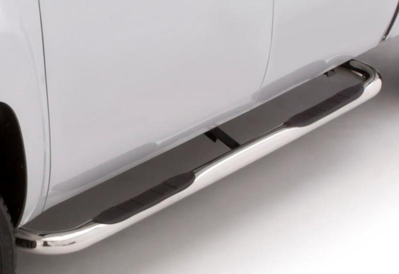 Barres de protection Nerf SS courbées rondes de 3 po pour Chevrolet Colorado Crew Cab 15-17 de Lund - Polies