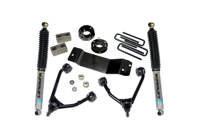 Kit de levage Superlift 07-16 Chevy Silv 1500 4WD 3,5 pouces avec bras de suspension en acier moulé et amortisseurs arrière Bilstein