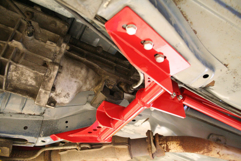 Kit de relocalisation du bras de couple GM F-Body 82-92 UMI Performance - TH400
