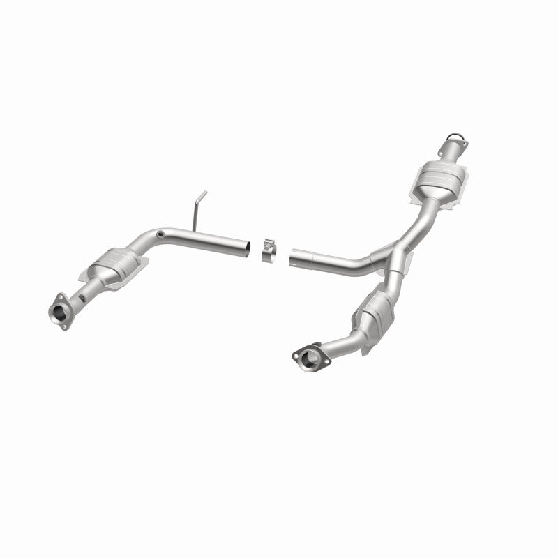 Magnaflow Conv DF 02-03 Ford Explorer 4.0L / 02-03 Mercury Mountaineer 4.0L (Californie)