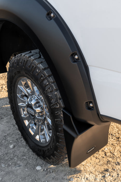 Garde-boue arrière Bushwacker 17-20 Ford F-250/F-350 Trail Armor (convient aux élargisseurs de style poche)