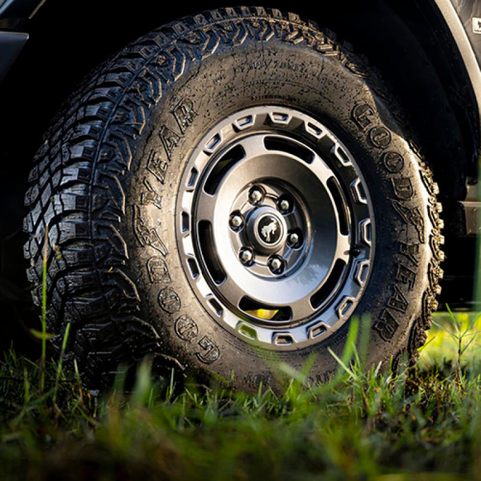 Kit de roues Ford Racing 21-23 Bronco Everglades - Gris carbonisé