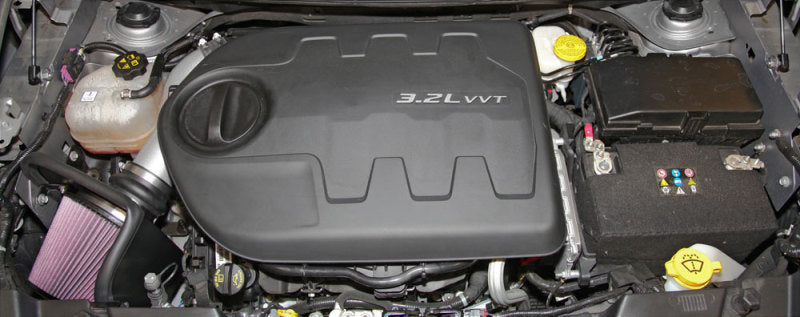 Kit d'admission haute performance à haut débit K&amp;N 14-15 Jeep Cherokee 3,2 L V6