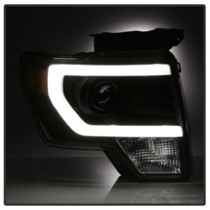 Phares de projecteur xTune Ford F150 - Barre lumineuse DRL - Noir PRO-JH-FF15009-LBDRL-BK