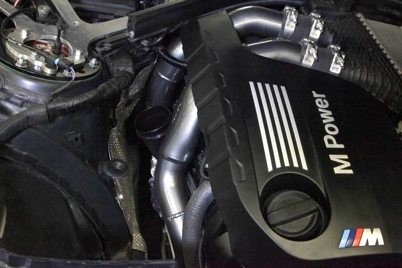 Kit de tuyau de charge de refroidisseur intermédiaire turbo AEM 07-10 BMW 335I L6-3.0LF/I