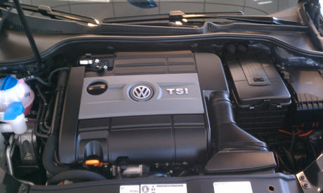 Filtre à air K&amp;N 05-09 VW Passat / 06-08 GTI / 04-08 Audi A3 2.0L-L4