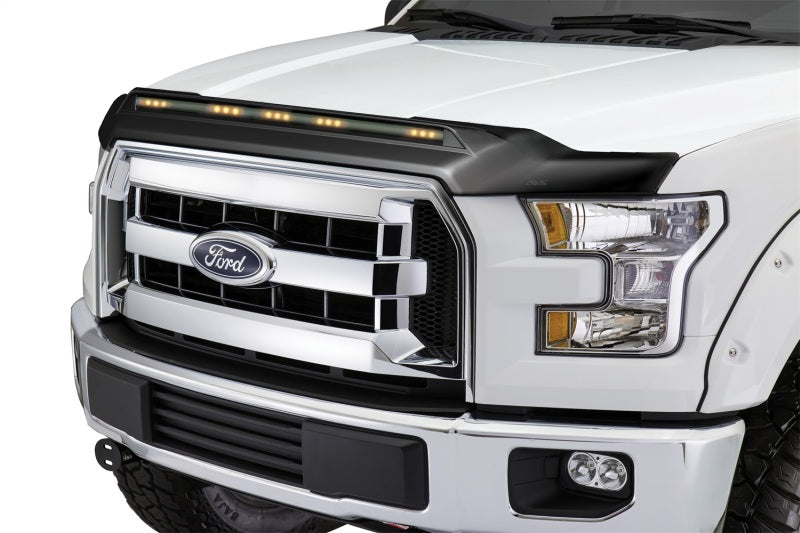 Capot de protection à profil bas AVS Aeroskin pour Ford F150 2015-2019 avec lumières - Noir