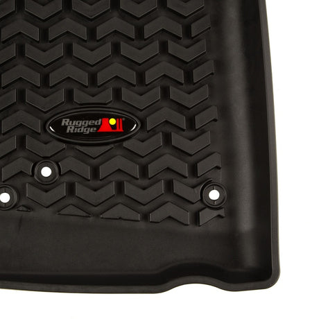 Revêtement de plancher avant Rugged Ridge noir pour Jeep Wrangler Unlimited JK 4 portes 2007-2018
