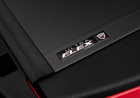 Housse de caisse UnderCover 03-20 pour Dodge Ram 1500/2500 (sans Rambox) 6,4 pieds Ultra Flex - Finition noir mat