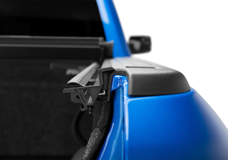 Housse de caisse UnderCover 03-20 pour Dodge Ram 1500/2500 (sans Rambox) 6,4 pieds Ultra Flex - Finition noir mat