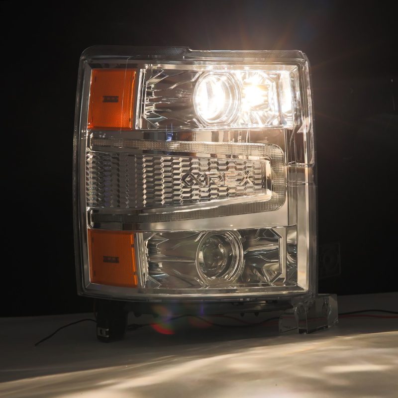 Phares de projecteur AlphaRex 14-15 Chevy 1500 PRO-Series chromés avec signal séquentiel et DRL