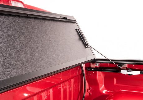 Toyota Tundra 00-06 Cabine double 6 pieds 2 pouces BAKFlip G2