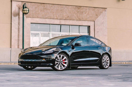 Garde-boue Rally Armor 17-22 Tesla Model 3 noir UR avec logo gris foncé