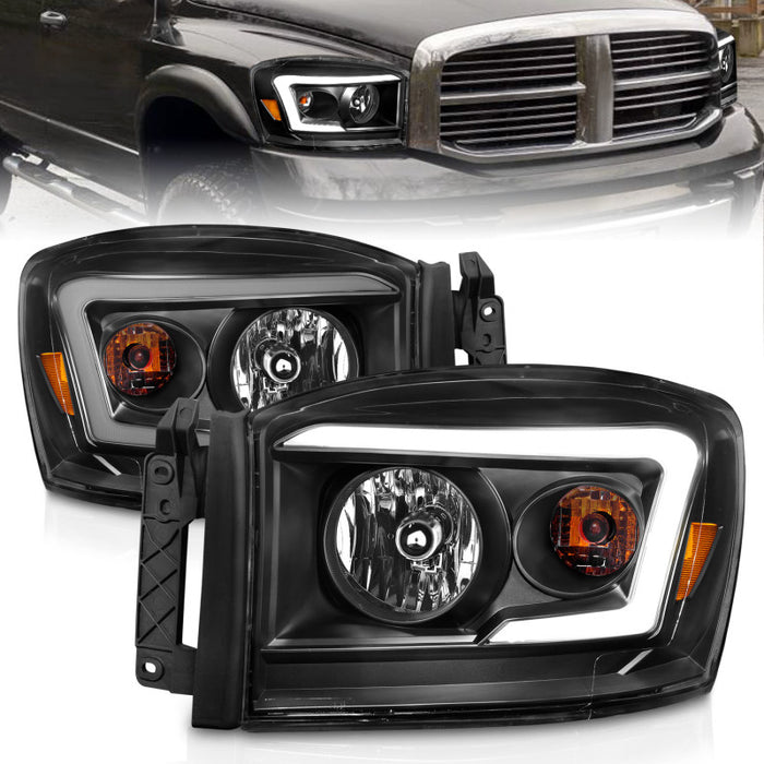 Phares Anzo 06-09 Dodge RAM 1500/2500/3500 Boîtier noir/lentille transparente (avec barres lumineuses)