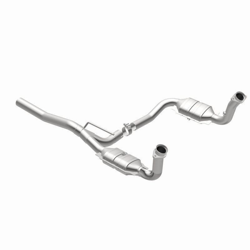 MagnaFlow Conv DF 2009-2012 Dodge Nitro 3.7L Underbody