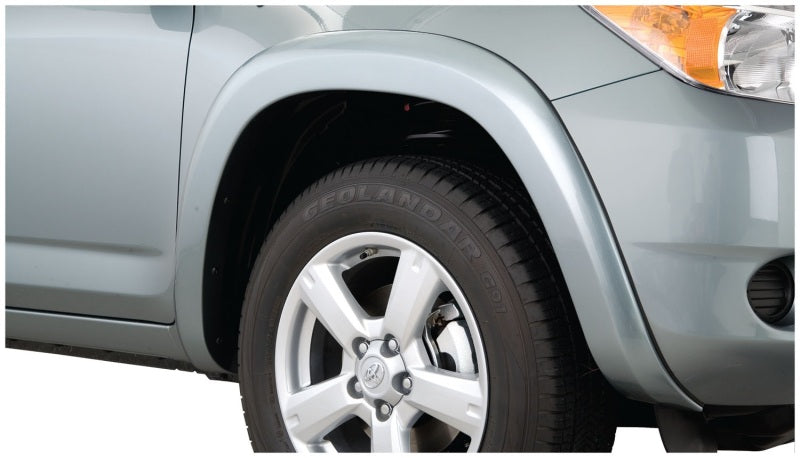 Bushwacker 06-08 Toyota RAV4 Base OE Style Flares 2pc Base uniquement - Noir