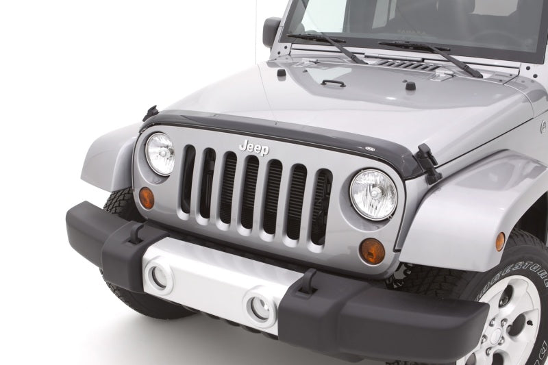 Protection de capot en acrylique à profil bas AVS 07-18 pour Jeep Wrangler Unlimited Aeroskin - Fumée