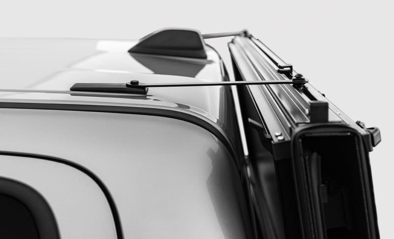 Coffre rigide LOMAX Stance 2022+ Toyota Tundra 5 pi 6 po (avec rail de pont)