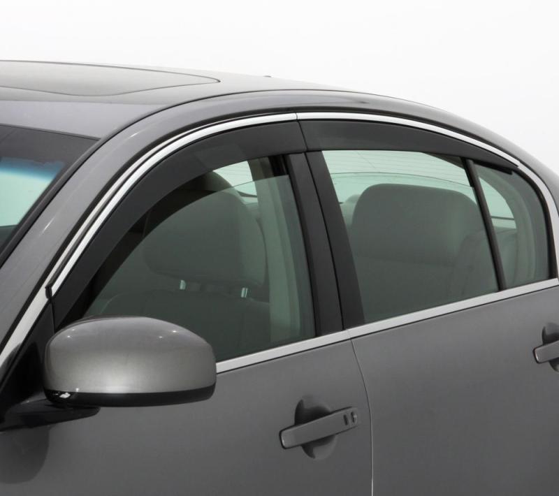 Déflecteurs à profil bas AVS 06-10 Volkswagen Jetta Ventvisor 4 pièces - Fumé avec garniture chromée