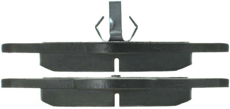 Plaquettes de frein sport StopTech avec cales et matériel