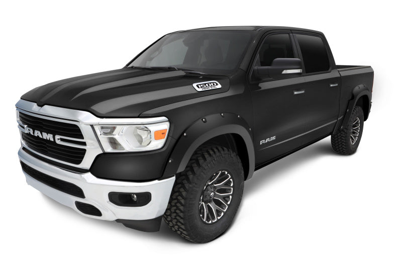 Bushwacker 20-22 Ram 1500 (sauf Rebel/TRX) 76,3/67,4 po Élargisseurs de lit de style OE 4 pièces - Diamd. Blk