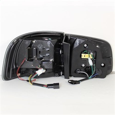 Feux arrière LED Spyder Volkswagen Touareg 03-07 Noir ALT-YD-VTOU04-LED-BK