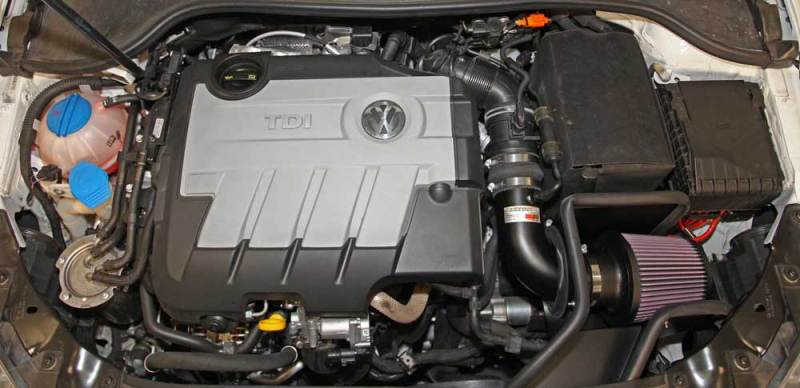 K&amp;N 13-14 Volkwagen Jetta TDI 2.0L Typhoon Admission de RAM courte