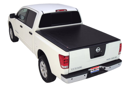 Housse de caisse Deuce pour Nissan Titan 04-15 de Truxedo 5 pieds 6 pouces