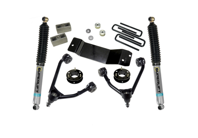 Kit de levage Superlift 14-18 Chevy Silv 1500 4WD 3,5 pouces avec bras de suspension en aluminium/acier et amortisseurs arrière Bilstein