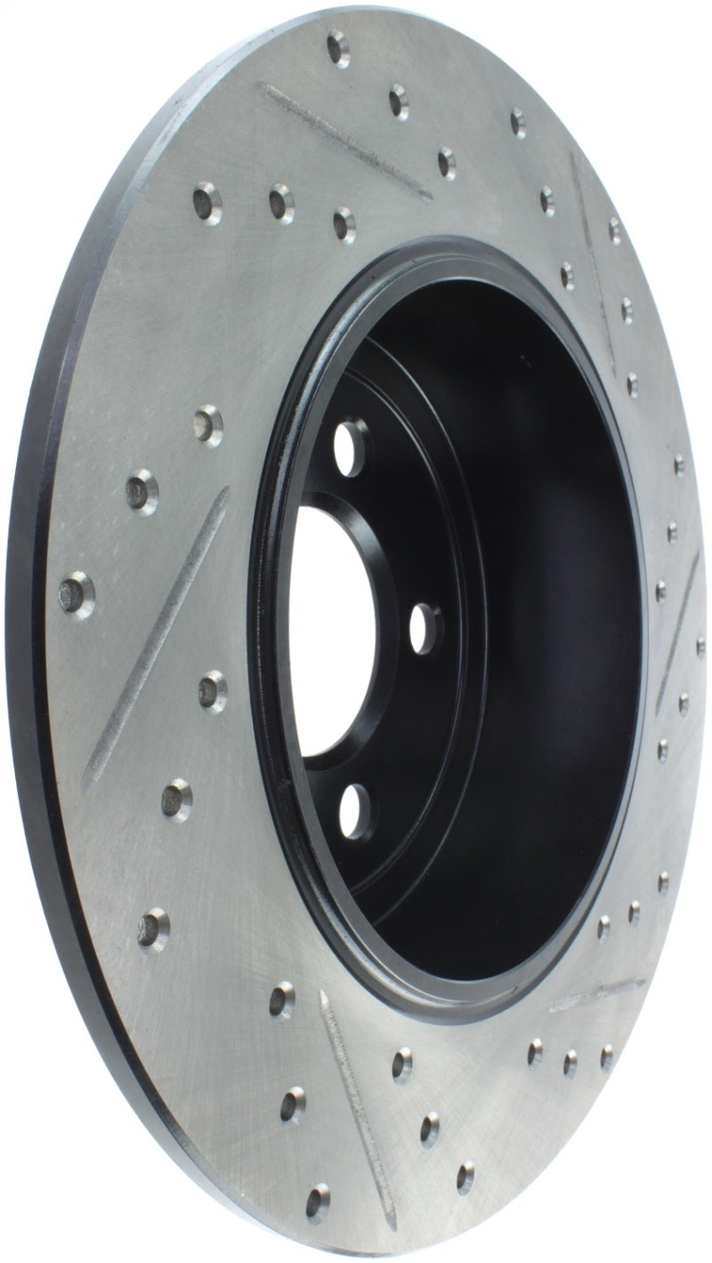 Rotor arrière droit percé et fendu StopTech 05-13 Chrysler300/300C / 09-12 Dodge Challenger