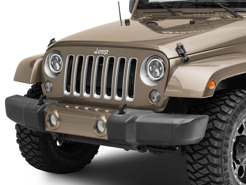 Phares à LED axiaux Raxiom 97-18 Jeep Wrangler TJ/JK 7 pouces avec halo RVB - Blk Hsng (lentille transparente)