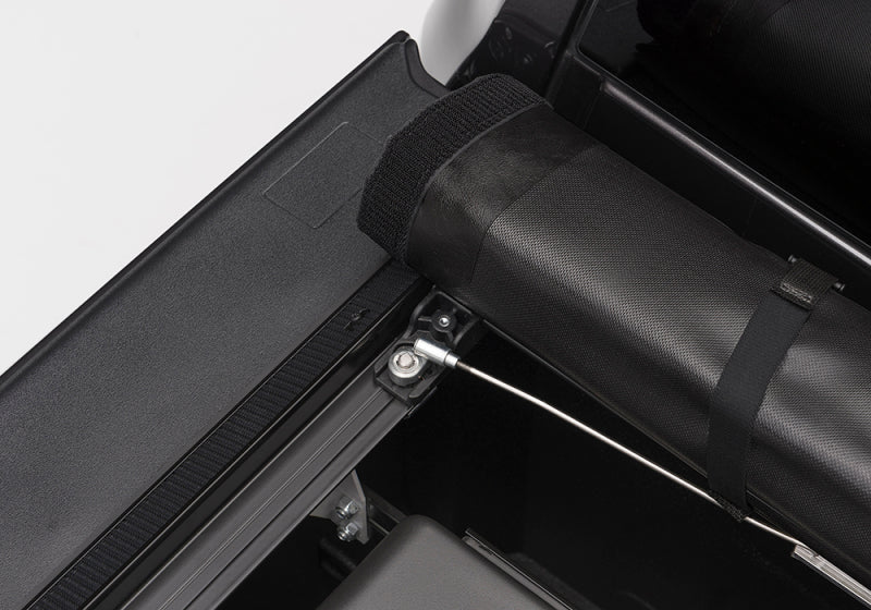 Truxedo 07-13 GMC Sierra et Chevrolet Silverado 1500 avec système de chenilles 5 pieds 8 pouces Deuce Bed Cover