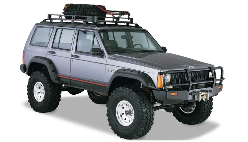 Bushwacker 84-01 Jeep Cherokee Cutout Style Flares 4 pièces Compatible uniquement avec les utilitaires sport à 4 portes - Noir