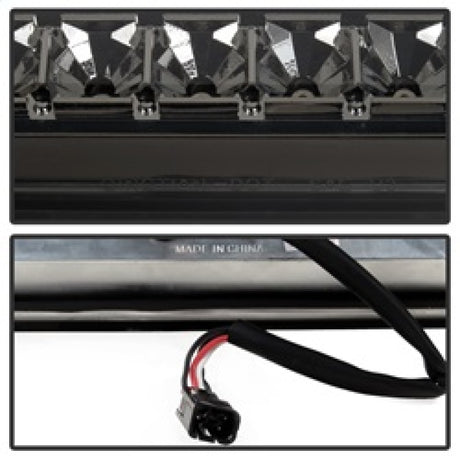 Feu stop arrière à LED Xtune Chevy Silverado 99-06 / GMC Sierra 99-06 fumé BKL-CSIL99-LED-SM
