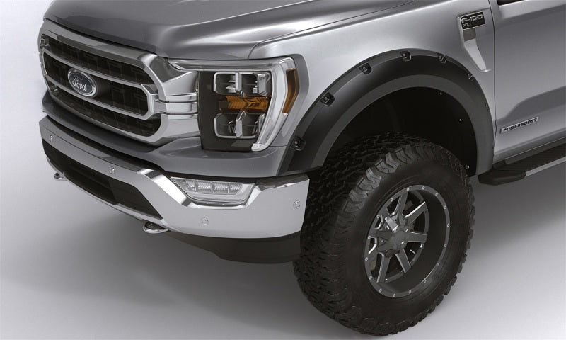 Élargisseurs de pare-chocs style forge Bushwacker 11-16 Ford F-250 / F-350 Super Duty (sauf Dually) 4 pièces - Noir