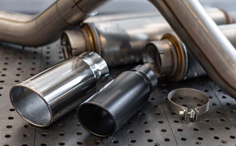 Système MagnaFlow T/B 99-03 Ford F-250/F-350 Super Duty 7,3 L Diesel 4 po Sortie arrière simple côté passager