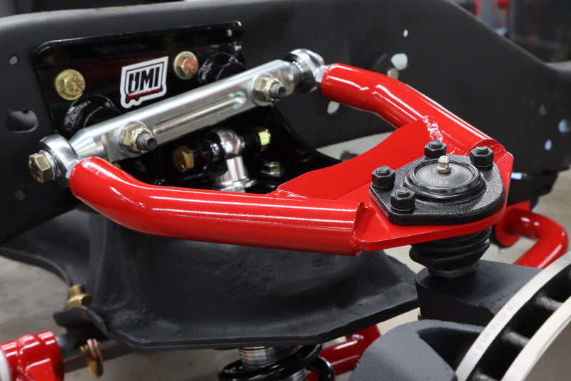 Bras de suspension supérieurs UMI Performance 73-87 GM C10 Race - Rouge