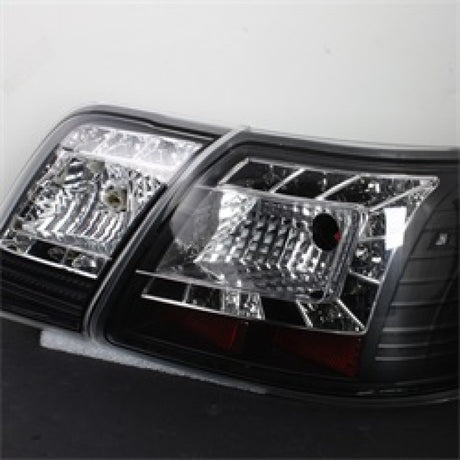 Feux arrière à LED Spyder Toyota Camry (ne convient pas à l'hybride) 07-09 Noir ALT-YD-TCAM07-LED-BK
