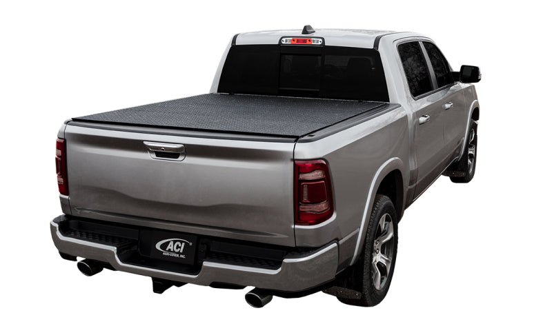 Access LOMAX Pro Series Tri-Fold Cover 2020 Jeep Gladiator 5ft Box (w/Trail Rail) - Blk Diamond Mist