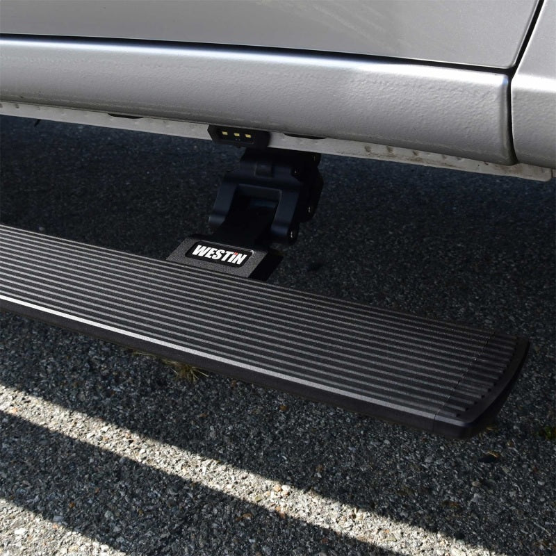 Westin 19-23 Chev/GMC Silv/Srra 1500 CC (No 19 LTD) / 20-23 2500/3500 Pro-e Running Boards - Tex Blk