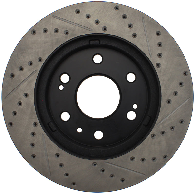 Rotor avant droit rainuré et percé StopTech 05-10 GMC Sierra 1500 (avec tambour arrière) / 07-09 GMC Yukon