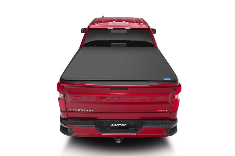 Lund 07-13 Chevy Silverado 1500 (8ft. Bed) Genesis Elite Tri-Fold Tonneau Cover - Black