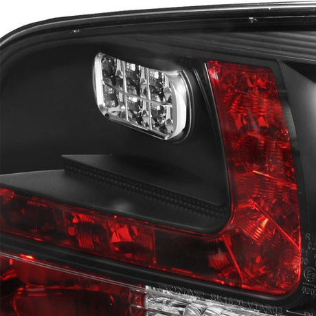 Feux arrière LED Spyder Volkswagen Touareg 03-07 Noir ALT-YD-VTOU04-LED-BK