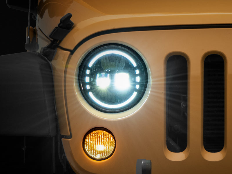 Phares à LED axiaux Raxiom 97-18 Jeep Wrangler TJ/JK 7 pouces avec DRL - Boîtier noir (lentille transparente)