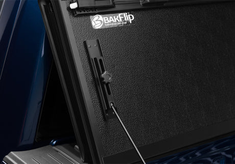 Housse de caisse BAKFlip G2 de 8 pieds pour Ford F-150 à cabine standard et super cabine 2021+ de BAK