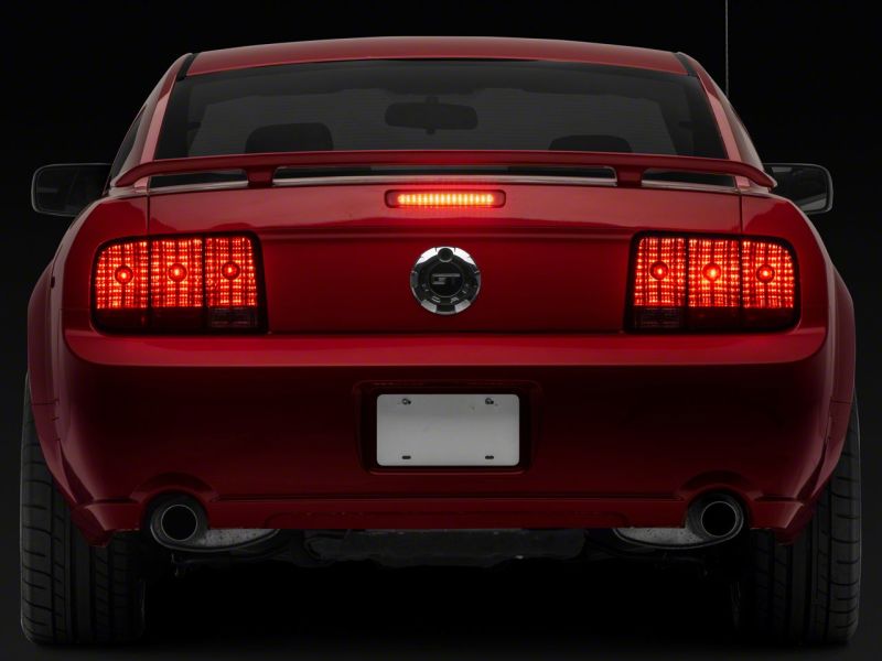 Troisième feu stop à LED Raxiom 05-09 Ford Mustang Axial Series - Lentille rouge