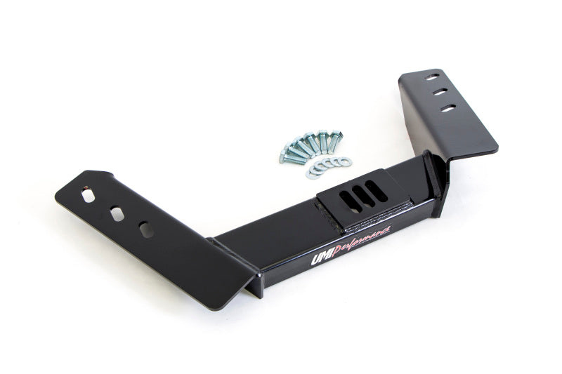 Traverse de transmission UMI Performance 82-92 GM F-Body TH400