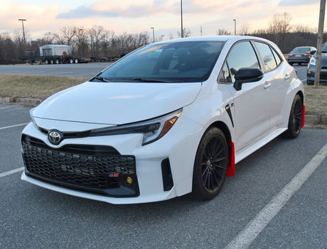 Garde-boue Rally Armor 2023 Toyota GR Corolla Red UR avec logo noir