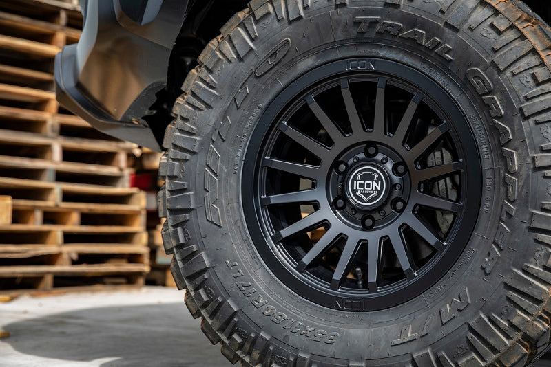 Roue ICON Recon SLX 17x8,5 6x5,5 BP 25 mm de déport 5,75 pouces BS 95,1 mm d'alésage noir satiné