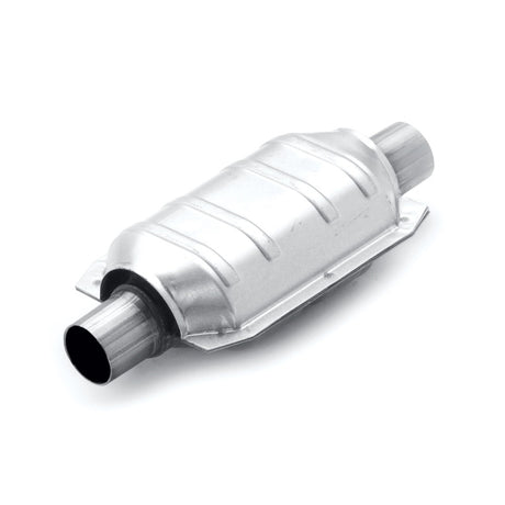 MagnaFlow Conv Univ 2,50 pouces OBDII arrière 50 états